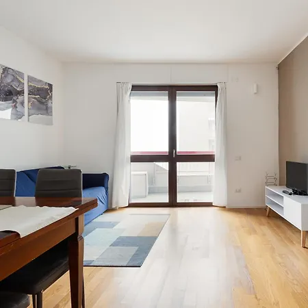 Brand New Apt With Terrace Apartment