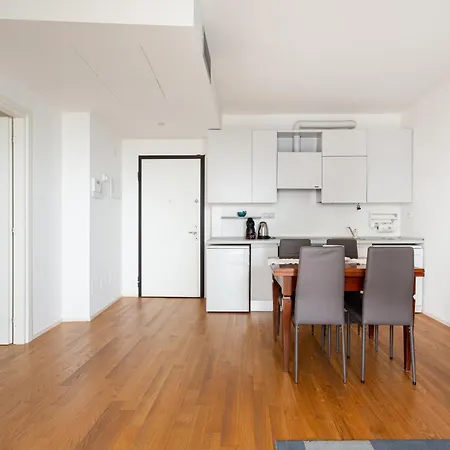 Brand New Apt With Terrace דירה