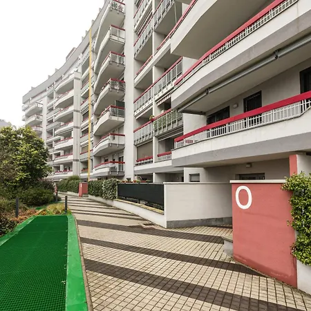 Brand New Apt With Terrace * מילאנו